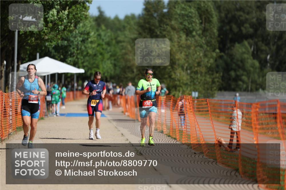 07.09.2025 - 19. Norderstedt Triathlon Michael Strokosch http://msf.ph/oto/8809770 07.09.2025 11:38:00 Laufen 770, 834, 1181 meine-sportfotos.de