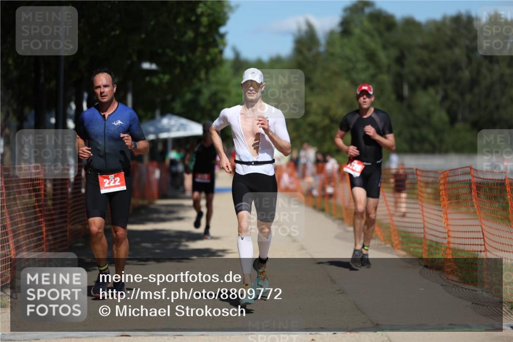 07.09.2025 - 19. Norderstedt Triathlon Michael Strokosch http://msf.ph/oto/8809772 07.09.2025 13:24:54 Laufen 222, 813, 1326, 1366 meine-sportfotos.de