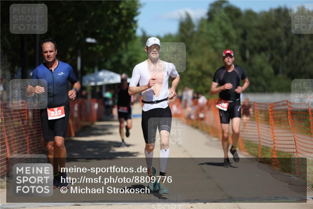 07.09.2025 - 19. Norderstedt Triathlon Michael Strokosch http://msf.ph/oto/8809776 07.09.2025 13:24:54 Laufen 222, 813, 1326, 1366 meine-sportfotos.de