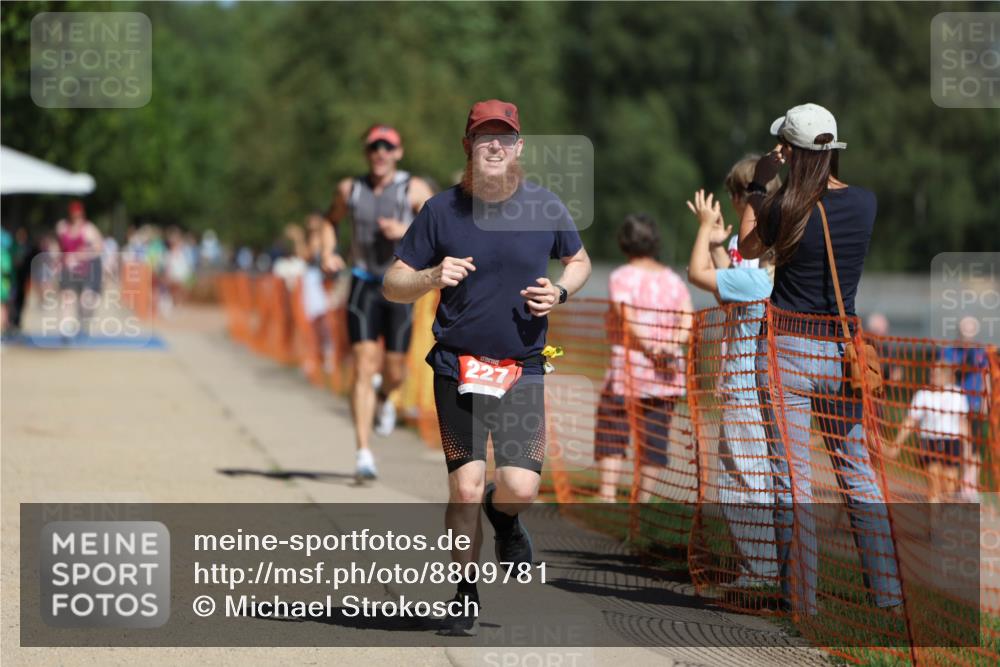07.09.2025 - 19. Norderstedt Triathlon Michael Strokosch http://msf.ph/oto/8809781 07.09.2025 12:47:20 Laufen 151, 227, 713 meine-sportfotos.de