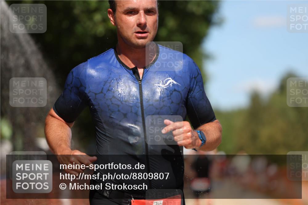 07.09.2025 - 19. Norderstedt Triathlon Michael Strokosch http://msf.ph/oto/8809807 07.09.2025 13:24:57 Laufen 222, 813, 1326, 1366 meine-sportfotos.de