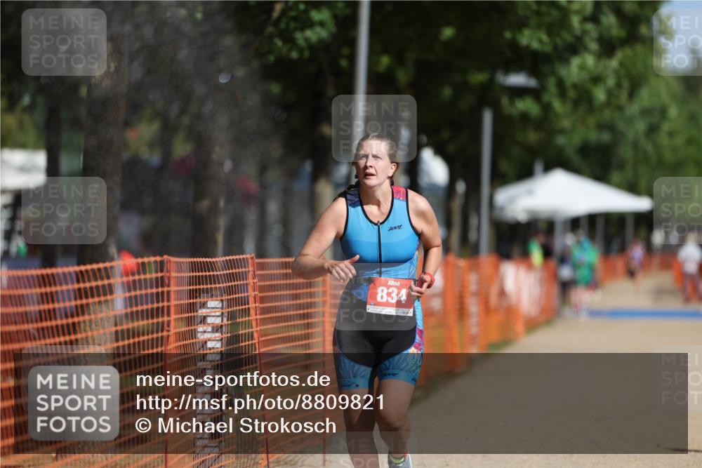 07.09.2025 - 19. Norderstedt Triathlon Michael Strokosch http://msf.ph/oto/8809821 07.09.2025 11:38:05 Laufen 770, 834, 1181 meine-sportfotos.de