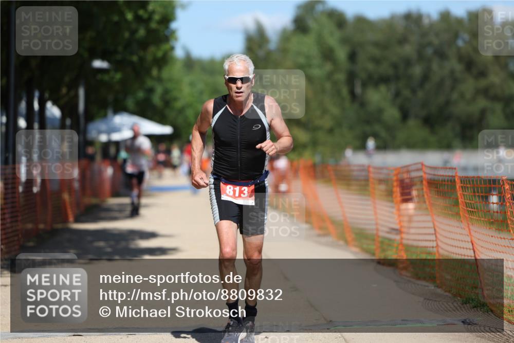 07.09.2025 - 19. Norderstedt Triathlon Michael Strokosch http://msf.ph/oto/8809832 07.09.2025 13:25:00 Laufen 813, 1326 meine-sportfotos.de