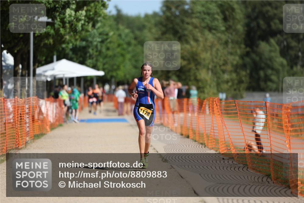 07.09.2025 - 19. Norderstedt Triathlon Michael Strokosch http://msf.ph/oto/8809883 07.09.2025 11:38:25 Laufen 1178 meine-sportfotos.de