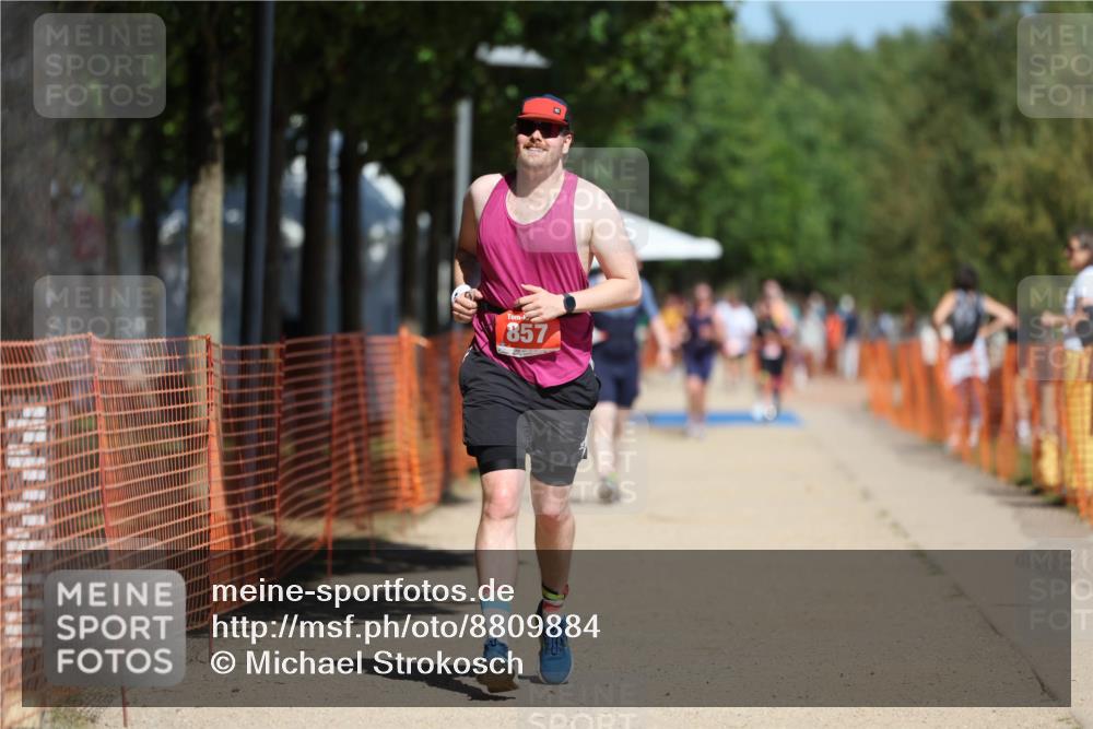 07.09.2025 - 19. Norderstedt Triathlon Michael Strokosch http://msf.ph/oto/8809884 07.09.2025 12:47:40 Laufen 857 meine-sportfotos.de