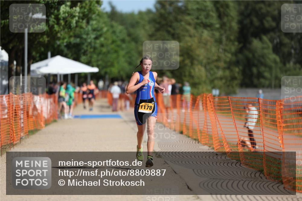 07.09.2025 - 19. Norderstedt Triathlon Michael Strokosch http://msf.ph/oto/8809887 07.09.2025 11:38:26 Laufen 1178 meine-sportfotos.de