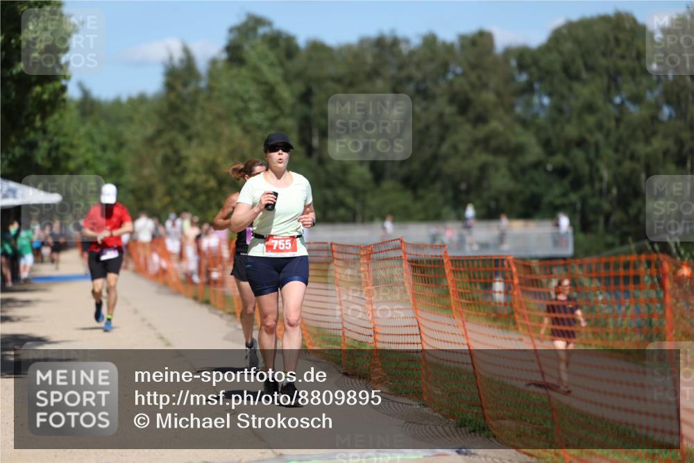 07.09.2025 - 19. Norderstedt Triathlon Michael Strokosch http://msf.ph/oto/8809895 07.09.2025 13:25:09 Laufen 342, 360, 755, 1230 meine-sportfotos.de