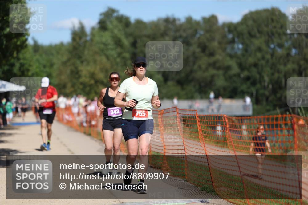 07.09.2025 - 19. Norderstedt Triathlon Michael Strokosch http://msf.ph/oto/8809907 07.09.2025 13:25:10 Laufen 342, 360, 755, 1230 meine-sportfotos.de