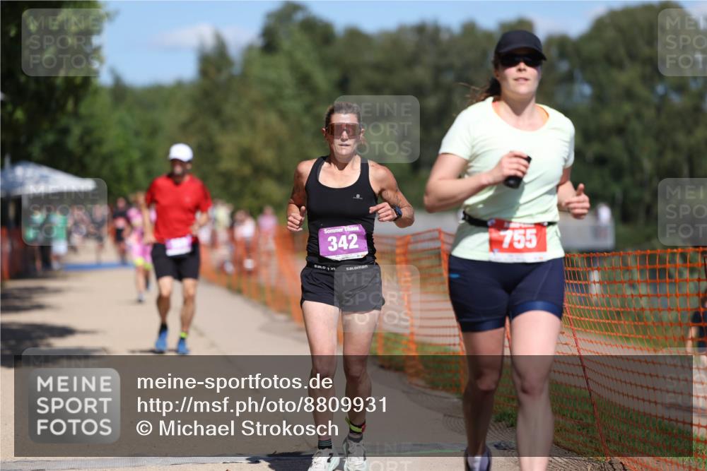 07.09.2025 - 19. Norderstedt Triathlon Michael Strokosch http://msf.ph/oto/8809931 07.09.2025 13:25:12 Laufen 342, 360, 755, 1230 meine-sportfotos.de