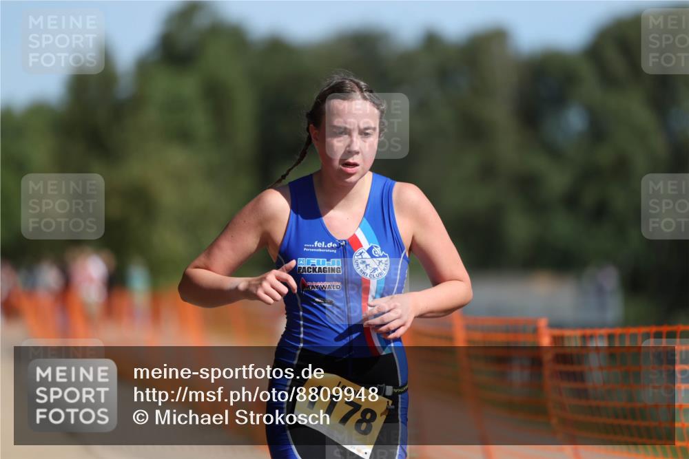 07.09.2025 - 19. Norderstedt Triathlon Michael Strokosch http://msf.ph/oto/8809948 07.09.2025 11:38:30 Laufen 1178 meine-sportfotos.de
