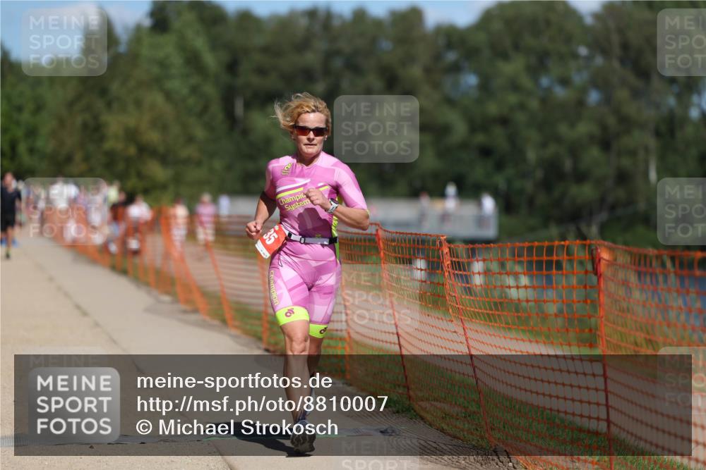 07.09.2025 - 19. Norderstedt Triathlon Michael Strokosch http://msf.ph/oto/8810007 07.09.2025 13:25:20 Laufen 235, 360 meine-sportfotos.de