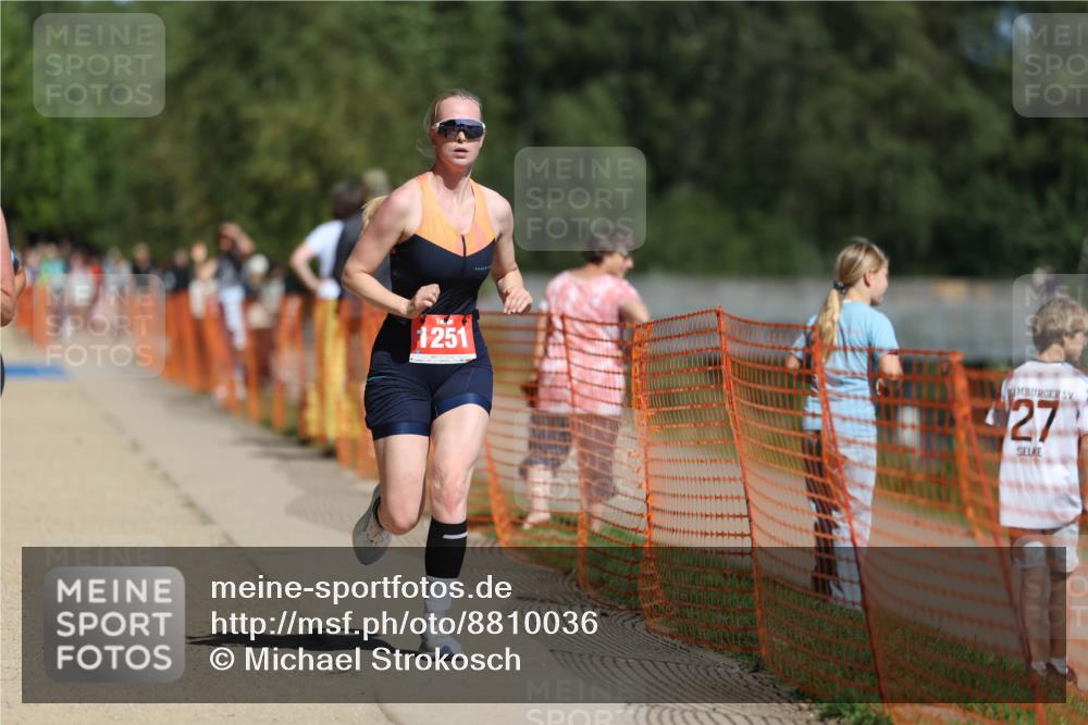 07.09.2025 - 19. Norderstedt Triathlon Michael Strokosch http://msf.ph/oto/8810036 07.09.2025 12:47:59 Laufen 216, 1251, 1315 meine-sportfotos.de