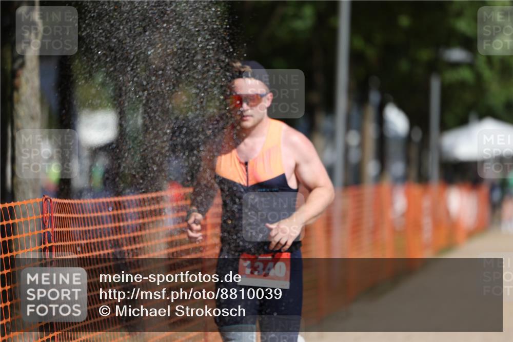 07.09.2025 - 19. Norderstedt Triathlon Michael Strokosch http://msf.ph/oto/8810039 07.09.2025 11:38:53 Laufen 833, 1184, 1340 meine-sportfotos.de