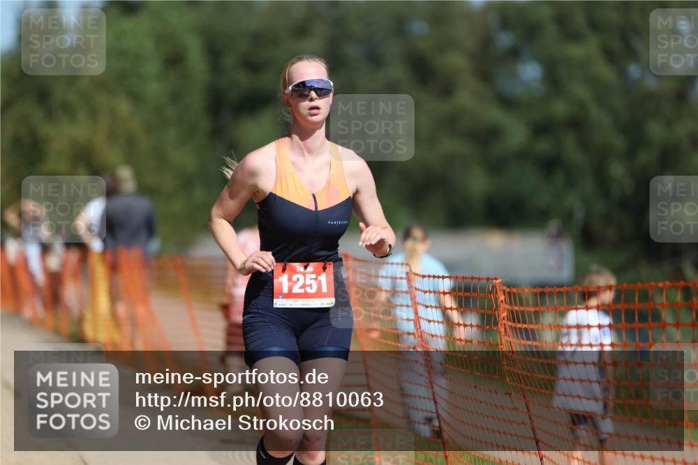 07.09.2025 - 19. Norderstedt Triathlon Michael Strokosch http://msf.ph/oto/8810063 07.09.2025 12:48:01 Laufen 216, 1251, 1315 meine-sportfotos.de