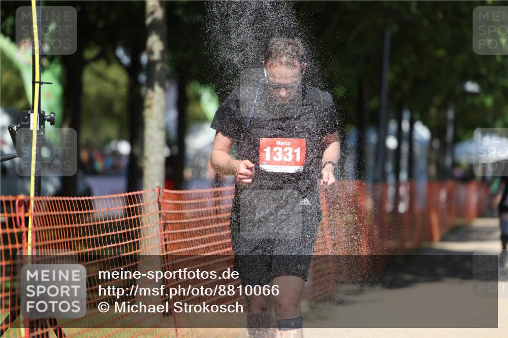 07.09.2025 - 19. Norderstedt Triathlon Michael Strokosch http://msf.ph/oto/8810066 07.09.2025 13:25:39 Laufen 232, 270, 319, 358, 809, 1331 meine-sportfotos.de