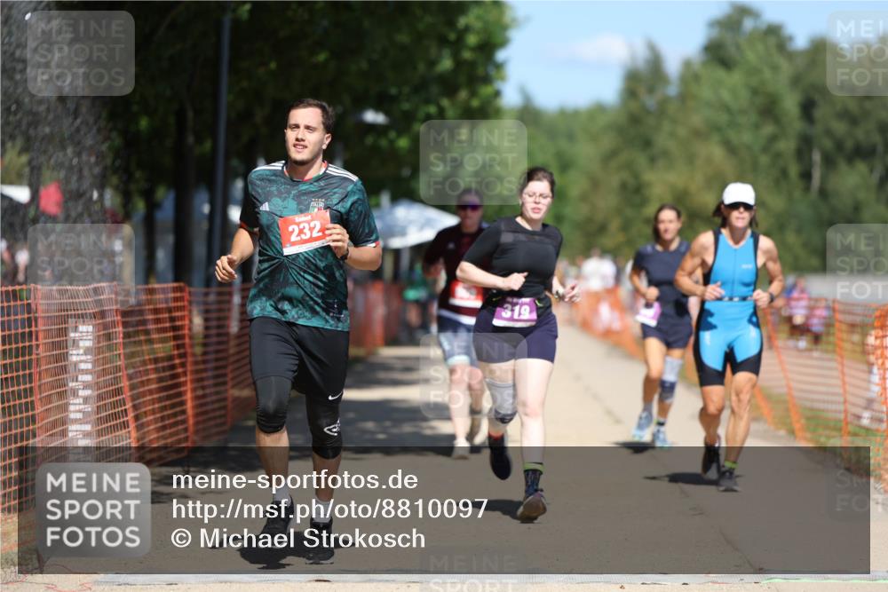 07.09.2025 - 19. Norderstedt Triathlon Michael Strokosch http://msf.ph/oto/8810097 07.09.2025 13:25:42 Laufen 232, 270, 319, 358, 809, 1331 meine-sportfotos.de