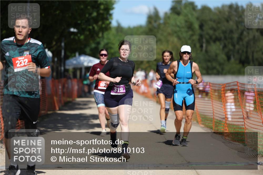 07.09.2025 - 19. Norderstedt Triathlon Michael Strokosch http://msf.ph/oto/8810103 07.09.2025 13:25:43 Laufen 232, 270, 319, 358, 809 meine-sportfotos.de