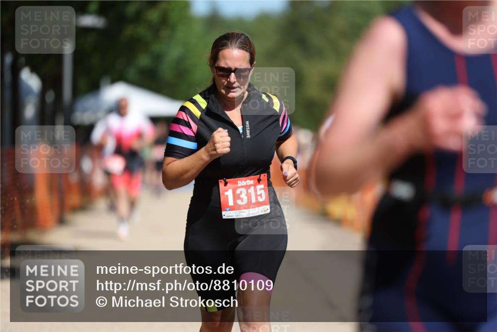 07.09.2025 - 19. Norderstedt Triathlon Michael Strokosch http://msf.ph/oto/8810109 07.09.2025 12:48:04 Laufen 216, 1251, 1315, 1322 meine-sportfotos.de