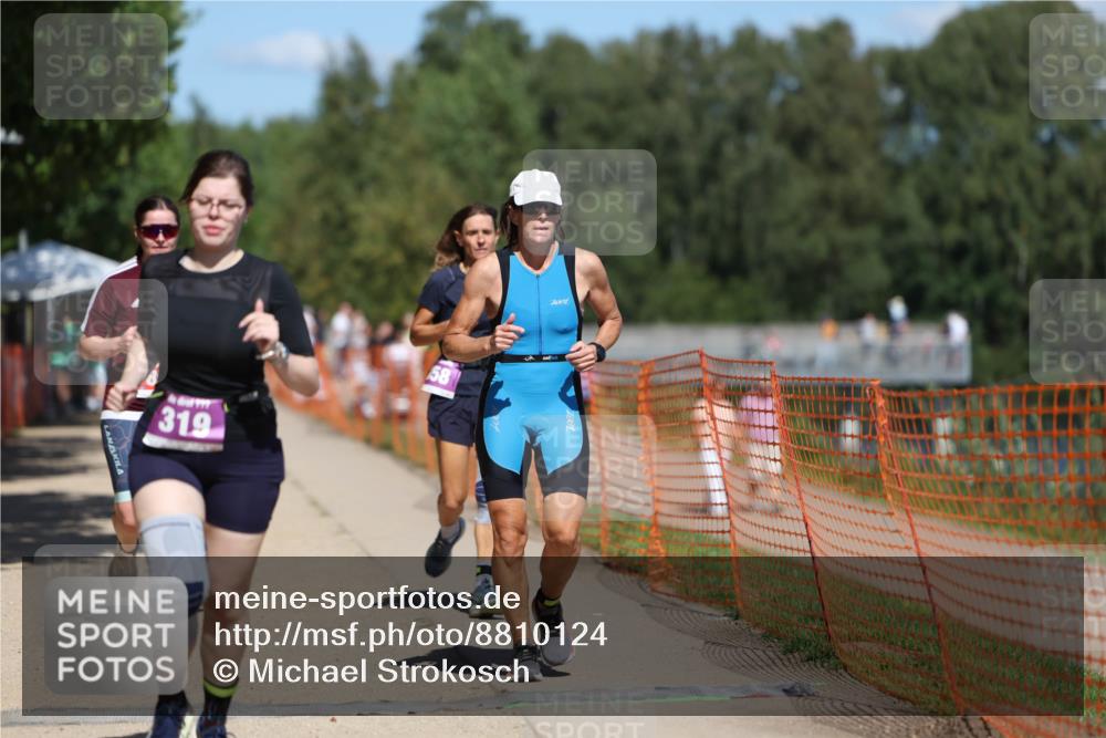 07.09.2025 - 19. Norderstedt Triathlon Michael Strokosch http://msf.ph/oto/8810124 07.09.2025 13:25:44 Laufen 232, 270, 319, 358, 809 meine-sportfotos.de