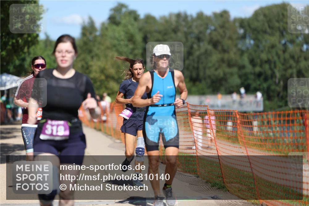 07.09.2025 - 19. Norderstedt Triathlon Michael Strokosch http://msf.ph/oto/8810140 07.09.2025 13:25:44 Laufen 232, 270, 319, 358, 809 meine-sportfotos.de