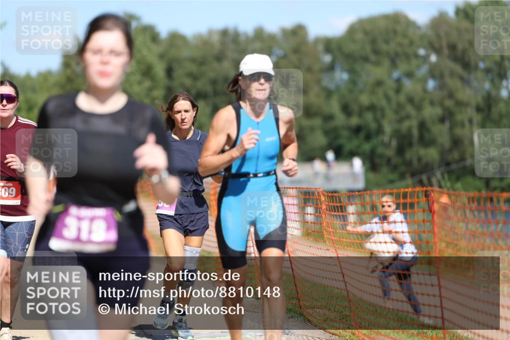 07.09.2025 - 19. Norderstedt Triathlon Michael Strokosch http://msf.ph/oto/8810148 07.09.2025 13:25:45 Laufen 232, 270, 319, 358, 809 meine-sportfotos.de