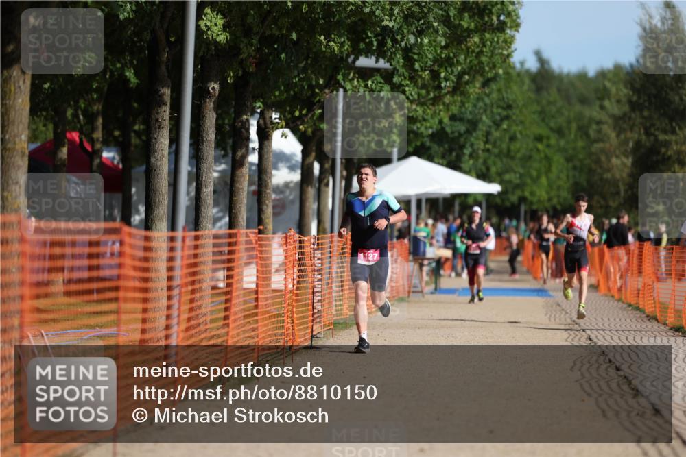 07.09.2025 - 19. Norderstedt Triathlon Michael Strokosch http://msf.ph/oto/8810150 07.09.2025 10:40:08 Laufen 1127 meine-sportfotos.de