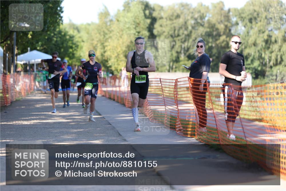 07.09.2025 - 19. Norderstedt Triathlon Michael Strokosch http://msf.ph/oto/8810155 07.09.2025 16:14:56 Laufen 479, 494, 1051, 1065, 1590 meine-sportfotos.de