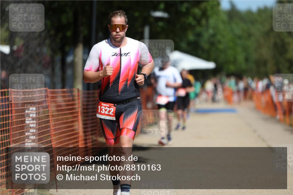 07.09.2025 - 19. Norderstedt Triathlon Michael Strokosch http://msf.ph/oto/8810163 07.09.2025 12:48:09 Laufen 1282, 1322 meine-sportfotos.de