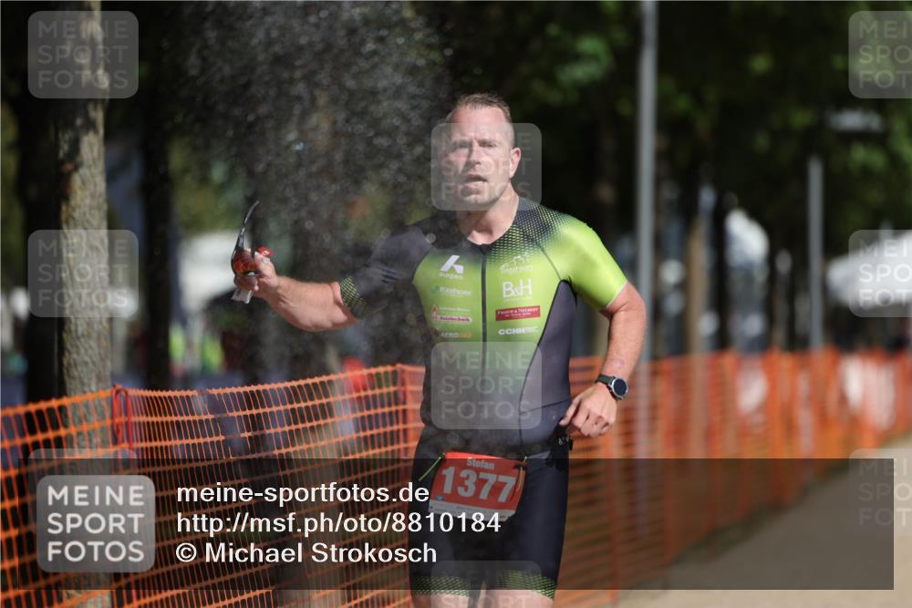 07.09.2025 - 19. Norderstedt Triathlon Michael Strokosch http://msf.ph/oto/8810184 07.09.2025 11:39:04 Laufen 231, 1377 meine-sportfotos.de