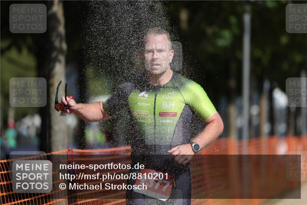 07.09.2025 - 19. Norderstedt Triathlon Michael Strokosch http://msf.ph/oto/8810201 07.09.2025 11:39:05 Laufen 231, 1377 meine-sportfotos.de