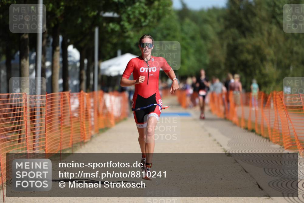 07.09.2025 - 19. Norderstedt Triathlon Michael Strokosch http://msf.ph/oto/8810241 07.09.2025 11:39:07 Laufen 231, 1377 meine-sportfotos.de