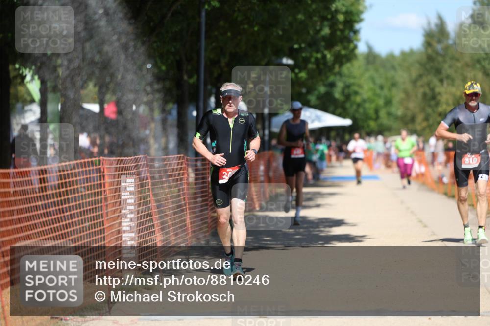 07.09.2025 - 19. Norderstedt Triathlon Michael Strokosch http://msf.ph/oto/8810246 07.09.2025 13:26:00 Laufen 247, 310, 333, 847 meine-sportfotos.de