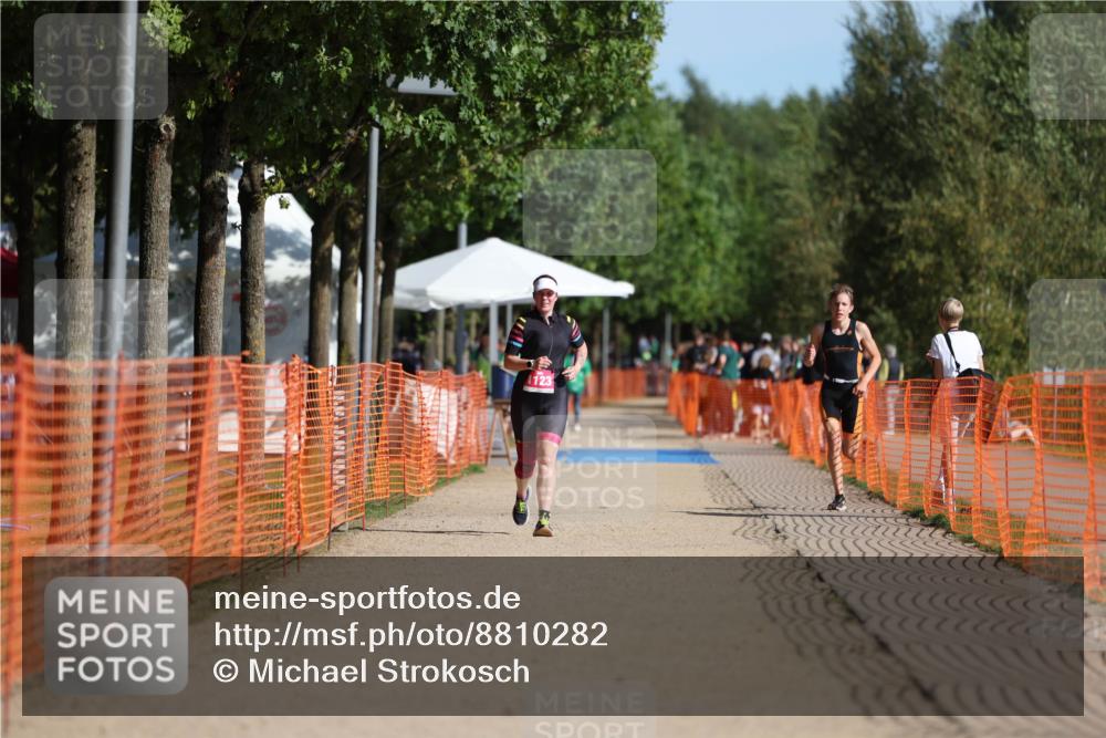 07.09.2025 - 19. Norderstedt Triathlon Michael Strokosch http://msf.ph/oto/8810282 07.09.2025 10:40:16 Laufen 645, 664, 1127 meine-sportfotos.de