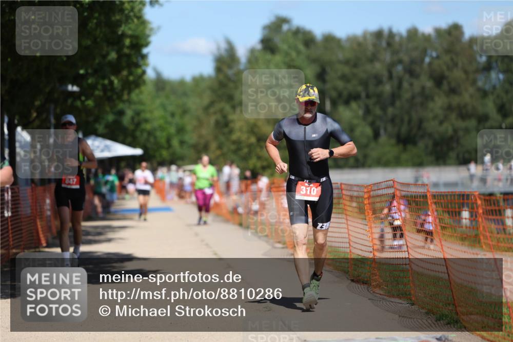 07.09.2025 - 19. Norderstedt Triathlon Michael Strokosch http://msf.ph/oto/8810286 07.09.2025 13:26:02 Laufen 247, 310, 847 meine-sportfotos.de