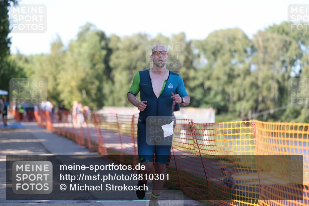 07.09.2025 - 19. Norderstedt Triathlon Michael Strokosch http://msf.ph/oto/8810301 07.09.2025 16:15:15 Laufen 530, 540 meine-sportfotos.de