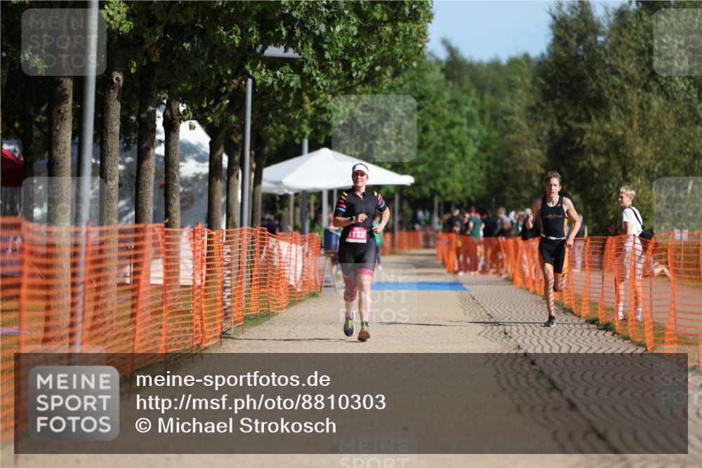 07.09.2025 - 19. Norderstedt Triathlon Michael Strokosch http://msf.ph/oto/8810303 07.09.2025 10:40:17 Laufen 645, 664, 1127 meine-sportfotos.de