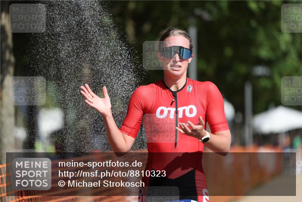 07.09.2025 - 19. Norderstedt Triathlon Michael Strokosch http://msf.ph/oto/8810323 07.09.2025 11:39:10 Laufen 231 meine-sportfotos.de