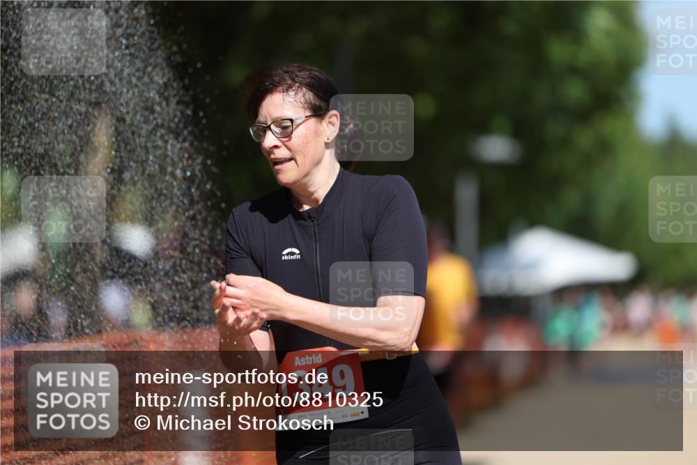 07.09.2025 - 19. Norderstedt Triathlon Michael Strokosch http://msf.ph/oto/8810325 07.09.2025 12:48:23 Laufen 234, 1349 meine-sportfotos.de