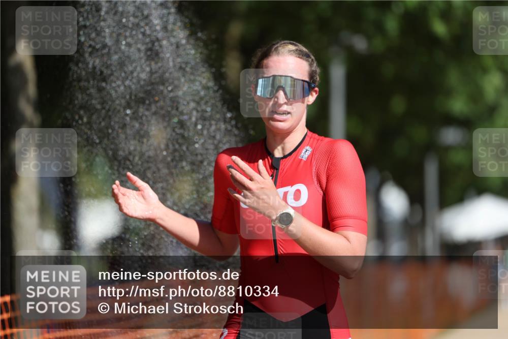 07.09.2025 - 19. Norderstedt Triathlon Michael Strokosch http://msf.ph/oto/8810334 07.09.2025 11:39:10 Laufen 231 meine-sportfotos.de