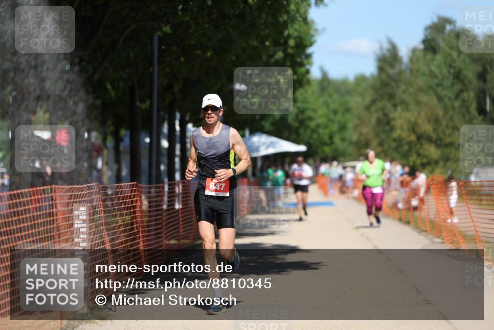 07.09.2025 - 19. Norderstedt Triathlon Michael Strokosch http://msf.ph/oto/8810345 07.09.2025 13:26:05 Laufen 247, 310, 847 meine-sportfotos.de