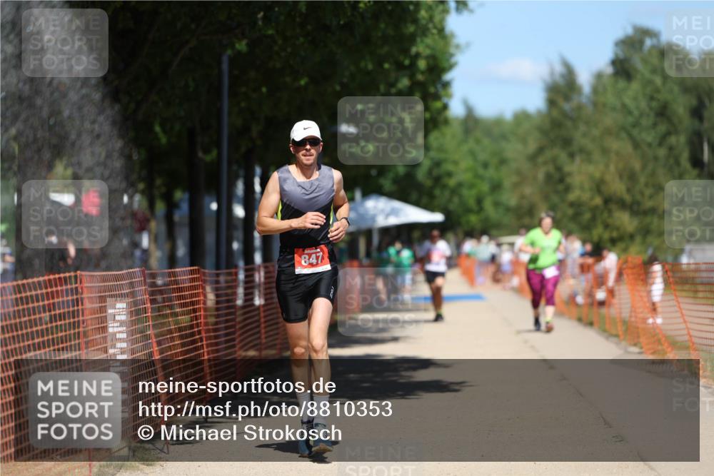 07.09.2025 - 19. Norderstedt Triathlon Michael Strokosch http://msf.ph/oto/8810353 07.09.2025 13:26:05 Laufen 247, 310, 847 meine-sportfotos.de