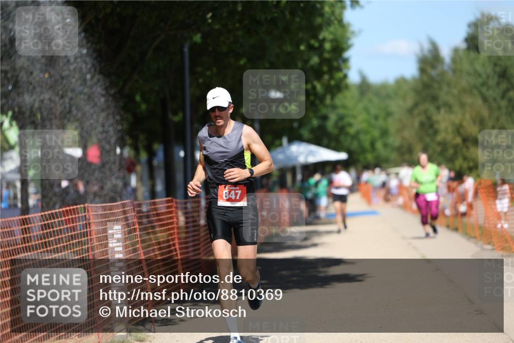 07.09.2025 - 19. Norderstedt Triathlon Michael Strokosch http://msf.ph/oto/8810369 07.09.2025 13:26:05 Laufen 247, 310, 847 meine-sportfotos.de