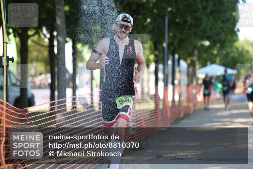 07.09.2025 - 19. Norderstedt Triathlon Michael Strokosch http://msf.ph/oto/8810370 07.09.2025 16:15:25 Laufen 550, 1430 meine-sportfotos.de