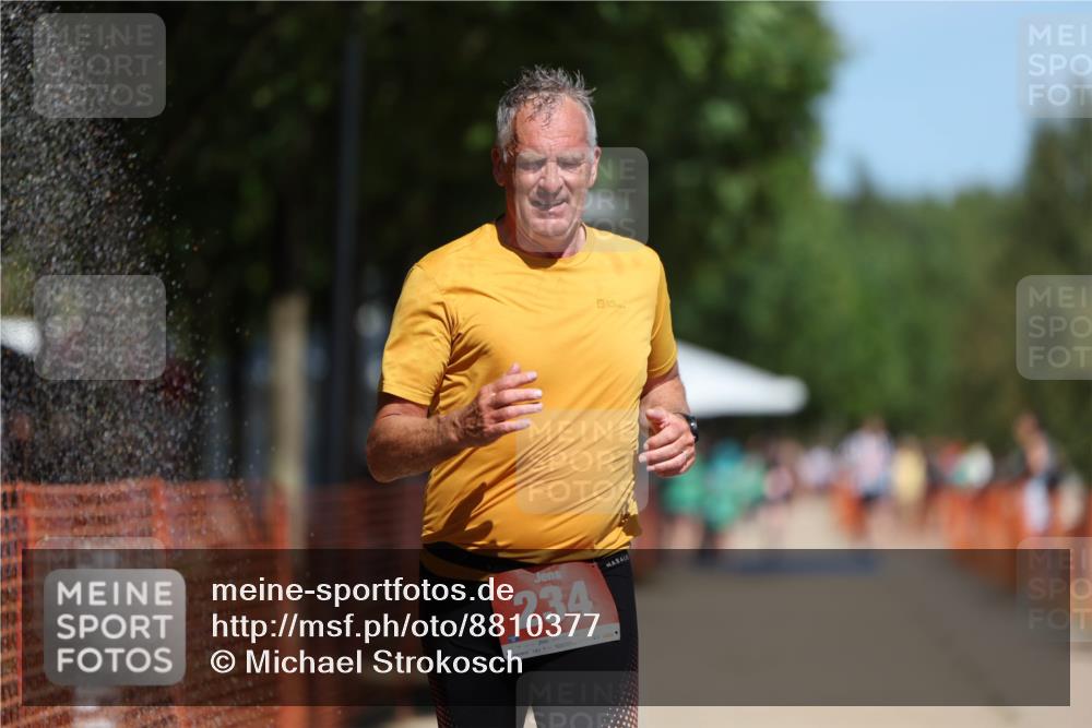 07.09.2025 - 19. Norderstedt Triathlon Michael Strokosch http://msf.ph/oto/8810377 07.09.2025 12:48:29 Laufen 234 meine-sportfotos.de