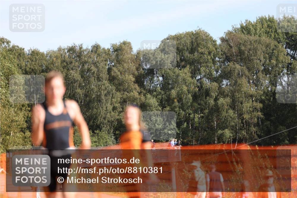 07.09.2025 - 19. Norderstedt Triathlon Michael Strokosch http://msf.ph/oto/8810381 07.09.2025 10:40:22 Laufen 645, 1123 meine-sportfotos.de