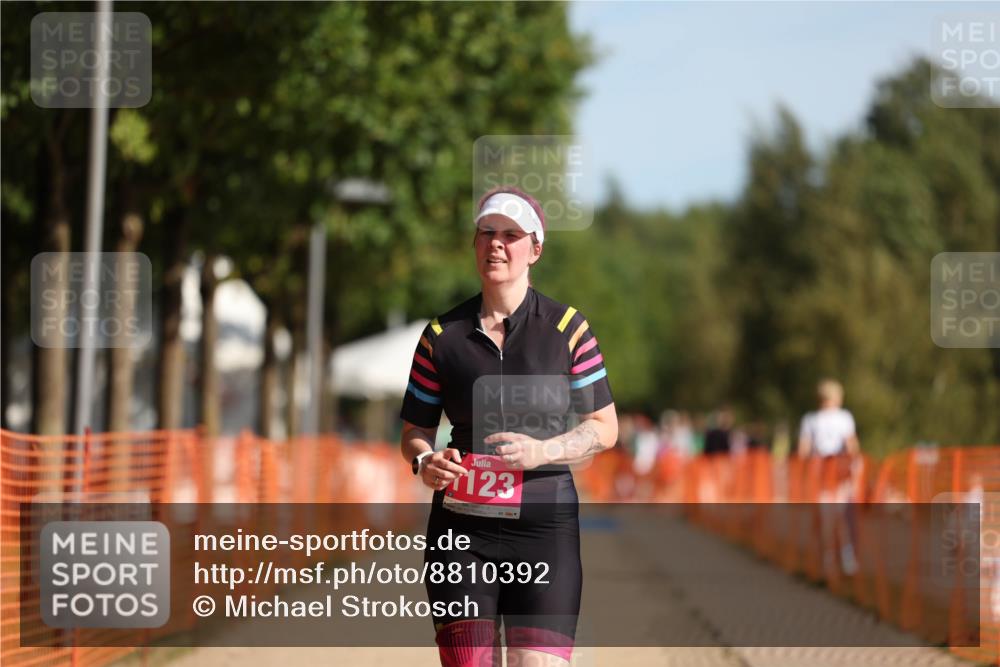 07.09.2025 - 19. Norderstedt Triathlon Michael Strokosch http://msf.ph/oto/8810392 07.09.2025 10:40:24 Laufen 645, 1123 meine-sportfotos.de