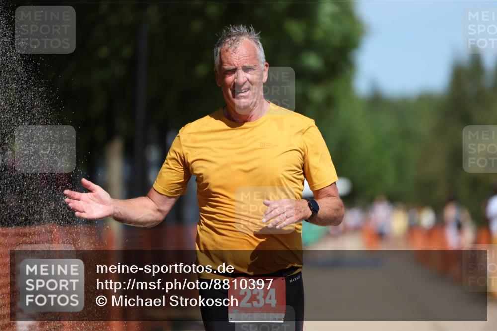 07.09.2025 - 19. Norderstedt Triathlon Michael Strokosch http://msf.ph/oto/8810397 07.09.2025 12:48:30 Laufen 234 meine-sportfotos.de