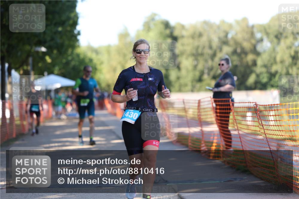 07.09.2025 - 19. Norderstedt Triathlon Michael Strokosch http://msf.ph/oto/8810416 07.09.2025 16:15:30 Laufen 532, 1430 meine-sportfotos.de