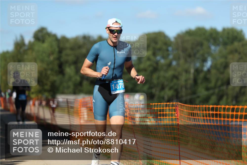 07.09.2025 - 19. Norderstedt Triathlon Michael Strokosch http://msf.ph/oto/8810417 07.09.2025 15:18:02 Laufen 398, 422, 896, 990, 1478 meine-sportfotos.de
