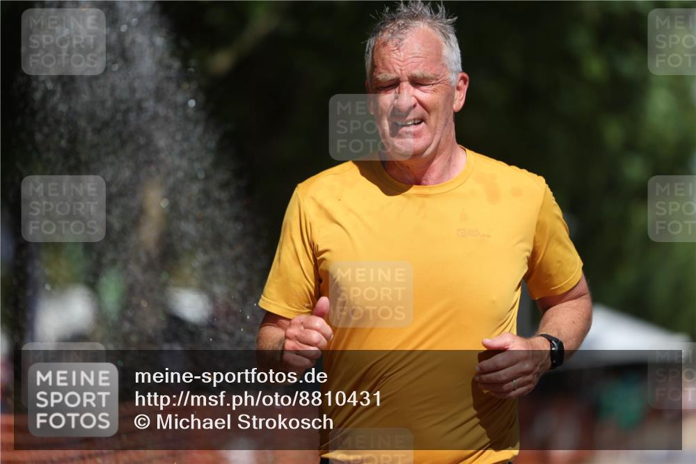 07.09.2025 - 19. Norderstedt Triathlon Michael Strokosch http://msf.ph/oto/8810431 07.09.2025 12:48:31 Laufen 234 meine-sportfotos.de